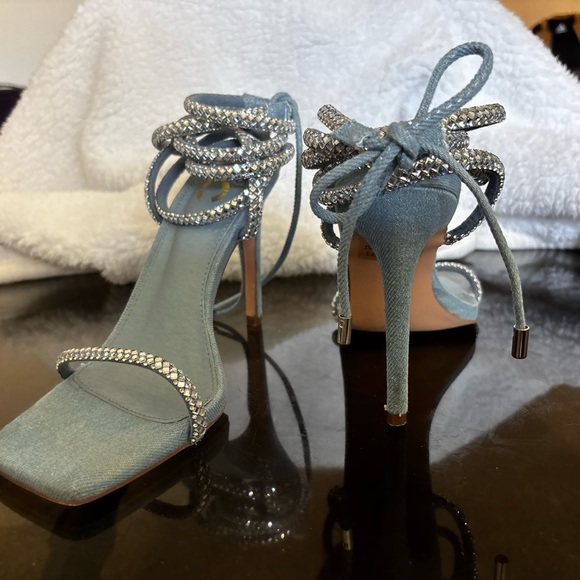 Elegant Blue Strappy Women's Heels - Picture 3 of 5
